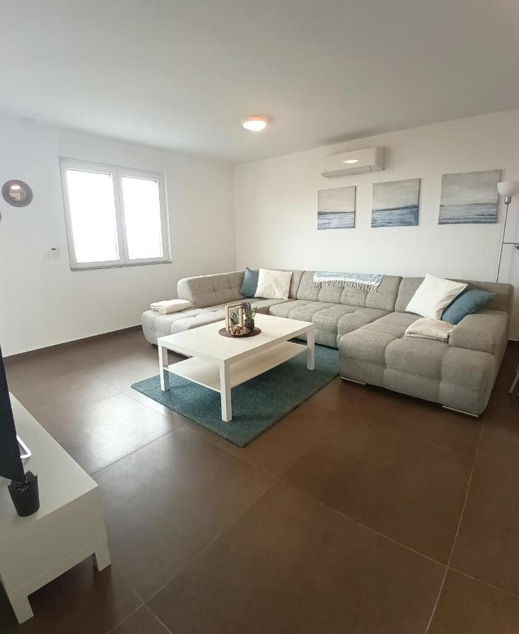 Searenity Pool Suite - Seafront Krmpote-Vodice Exterior photo