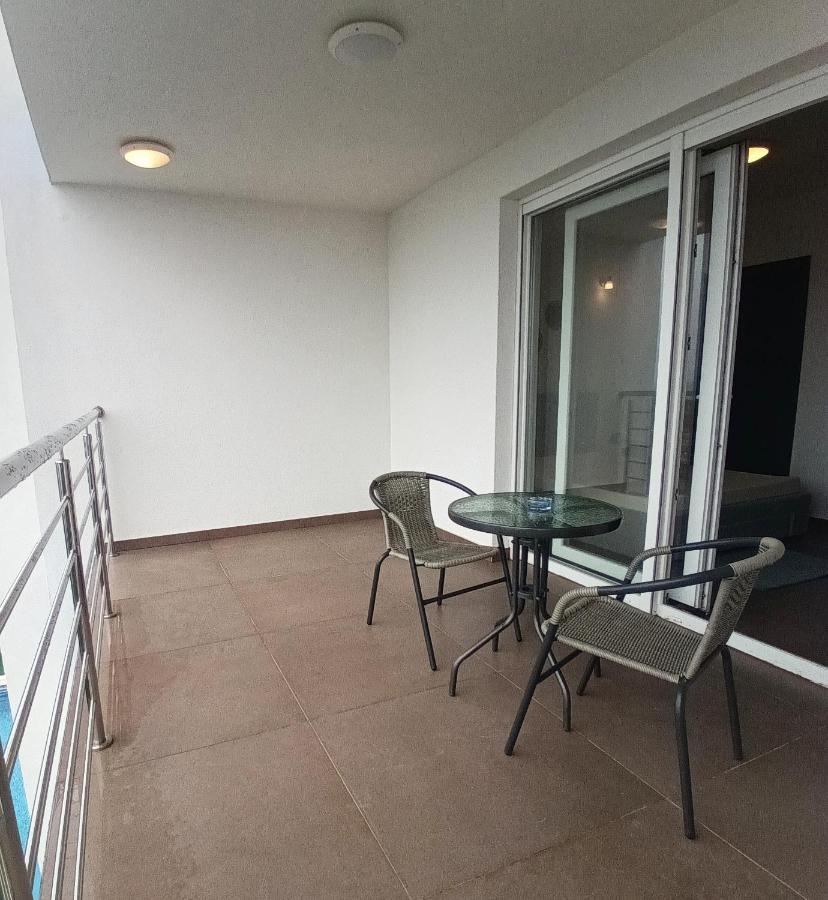 Searenity Pool Suite - Seafront Krmpote-Vodice Exterior photo